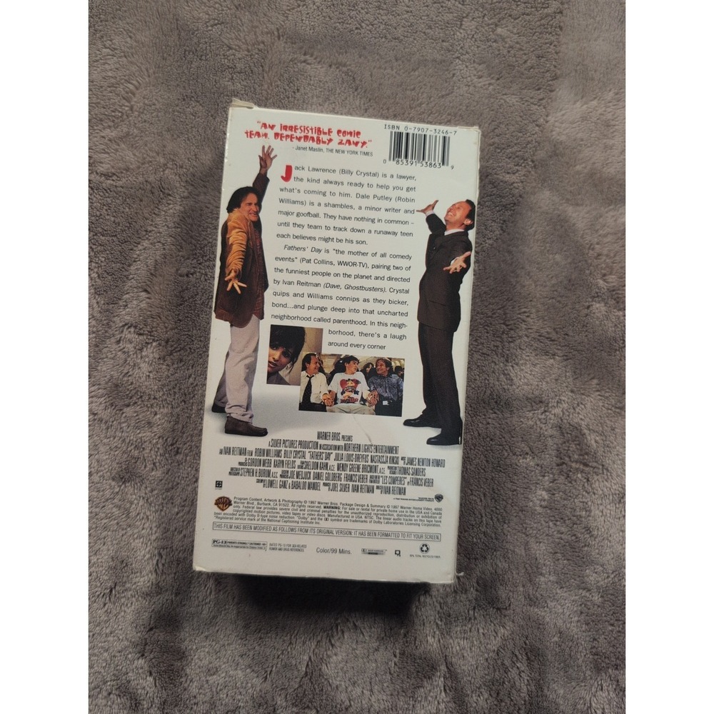 Fathers Day VHS Robin Williams Billy Crystal Comedy PG-13‎ - Picture 2 of 9